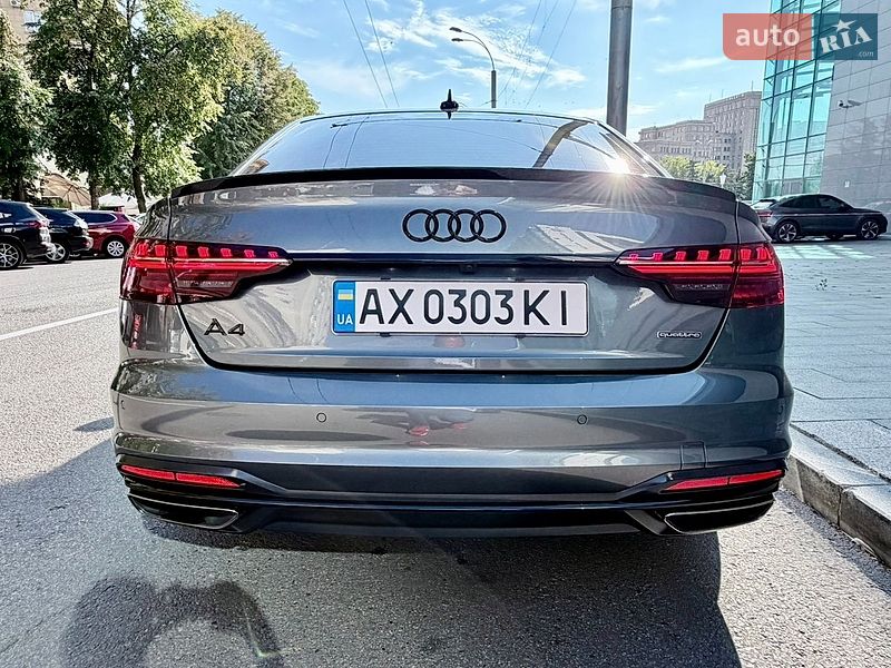 Седан Audi A4 2022 в Харькове