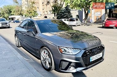 Седан Audi A4 2022 в Харькове