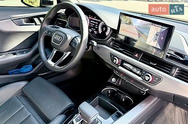 Седан Audi A4 2022 в Харькове
