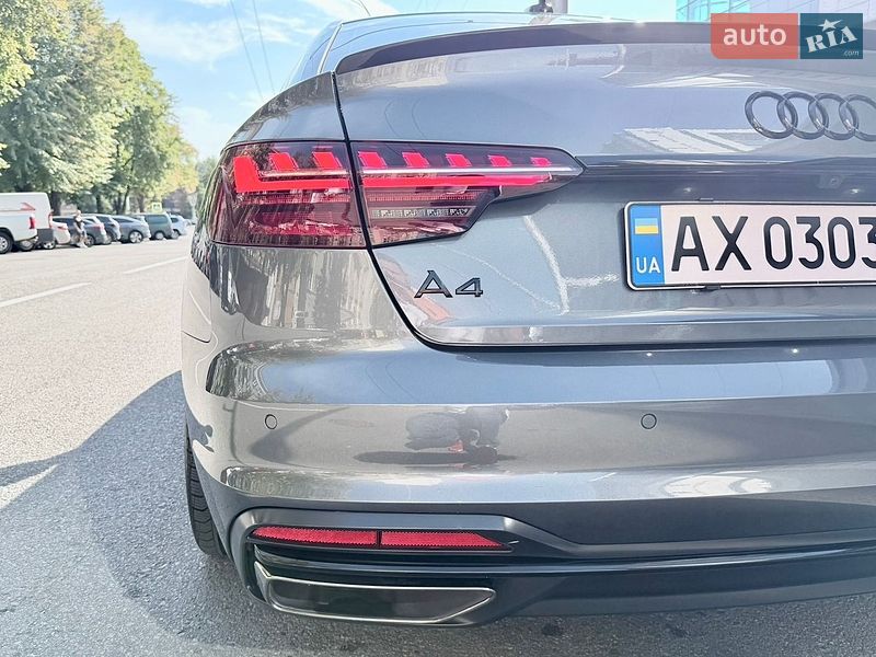 Седан Audi A4 2022 в Харькове