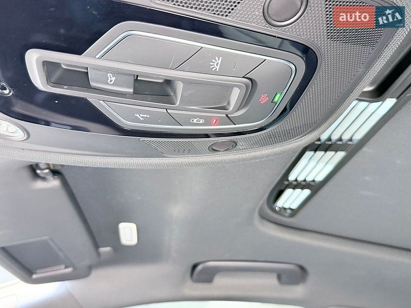Седан Audi A4 2022 в Харькове