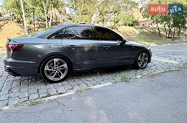 Седан Audi A4 2022 в Харькове