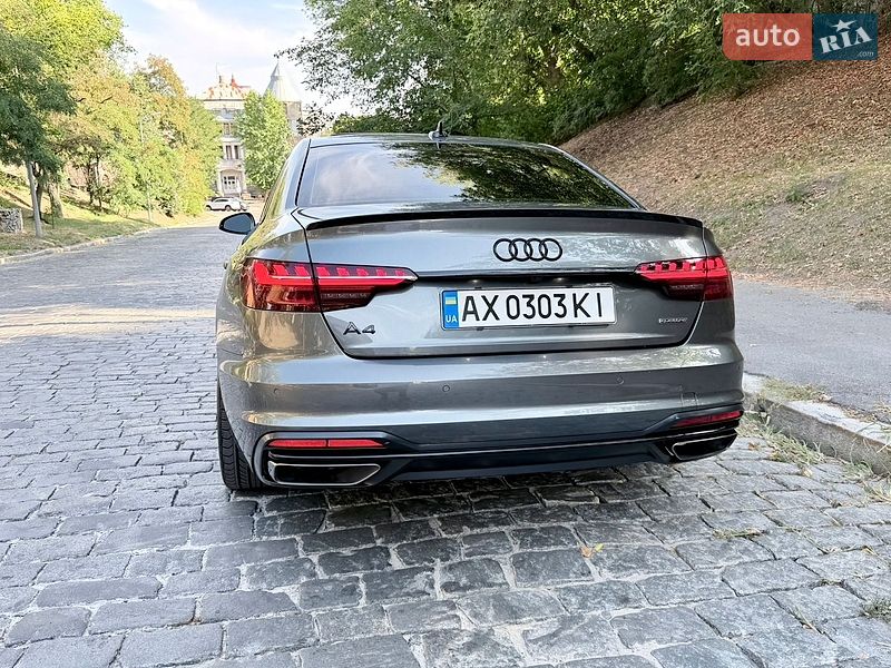 Седан Audi A4 2022 в Харькове