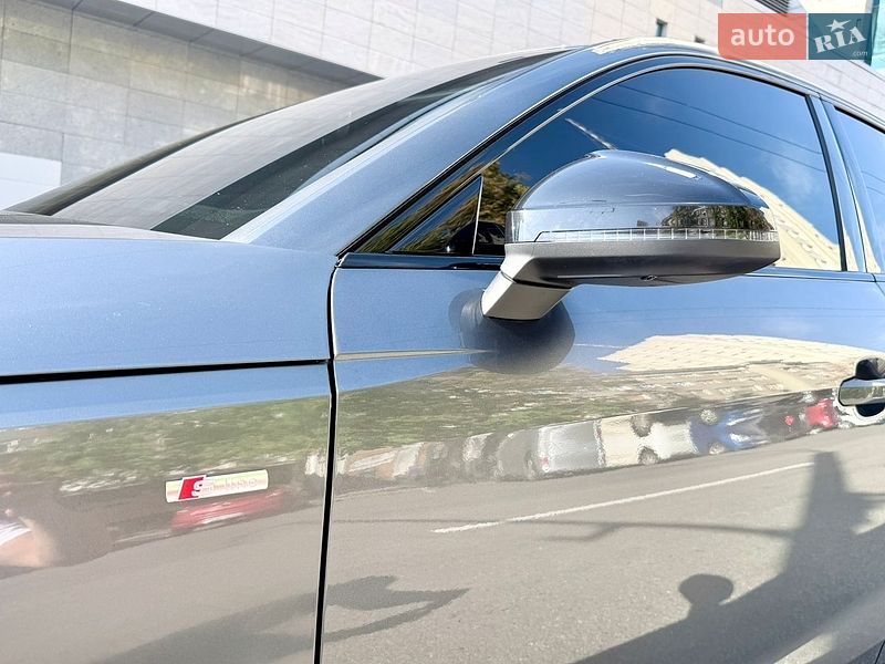 Седан Audi A4 2022 в Харькове