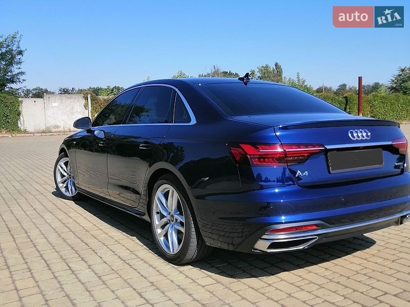Седан Audi A4 2023 в Одессе