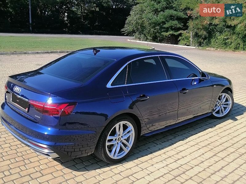 Седан Audi A4 2023 в Одессе