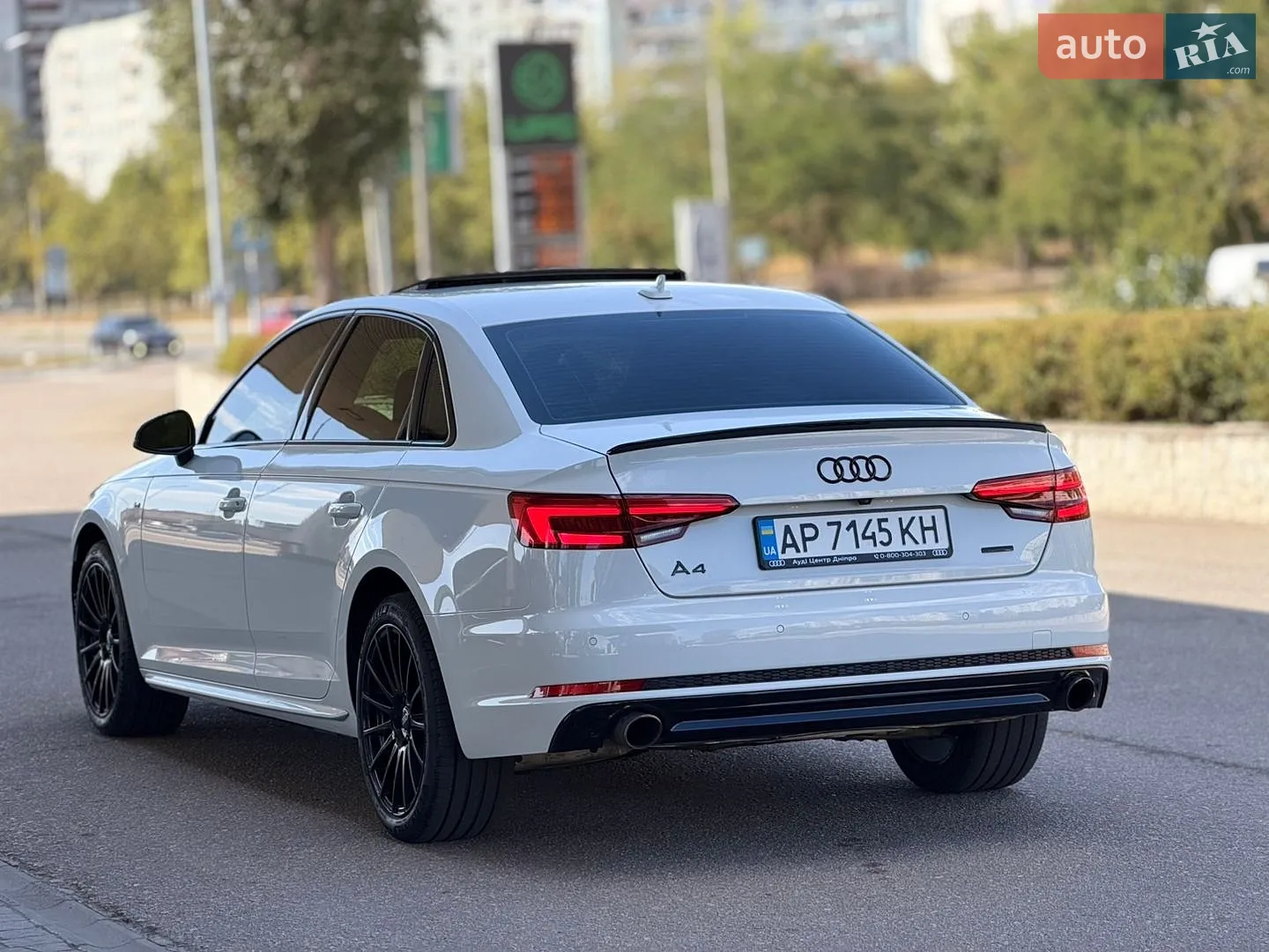 2016 Audi A4 - мініатюра 14