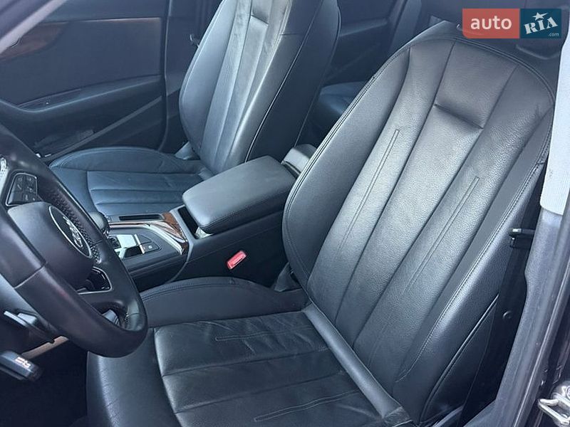 Седан Audi A4 2018 в Києві