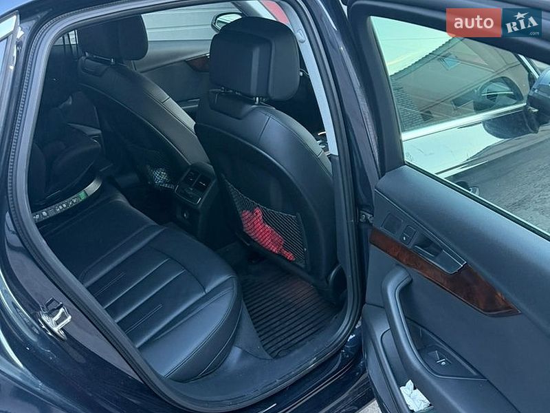 Седан Audi A4 2018 в Києві
