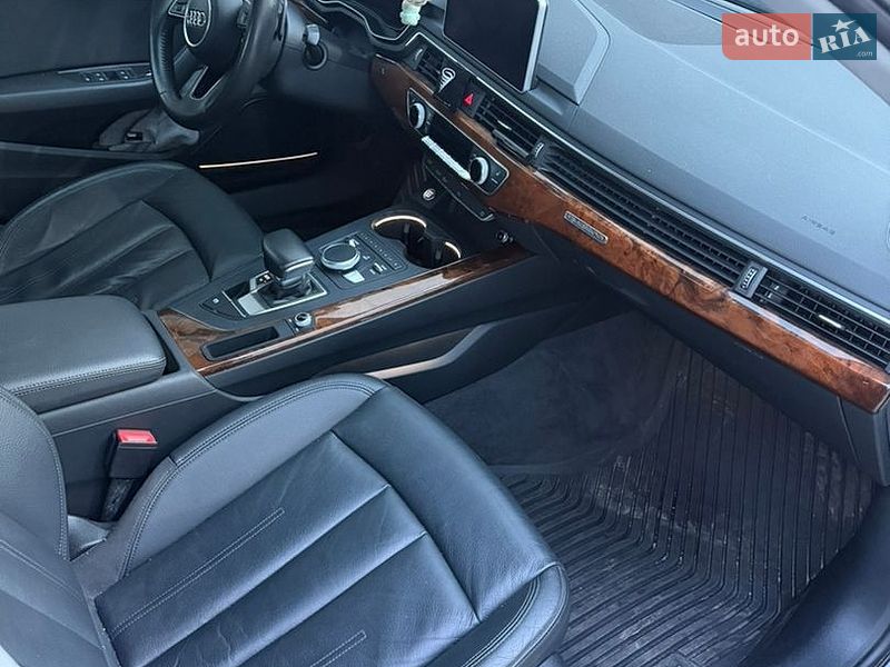 Седан Audi A4 2018 в Києві