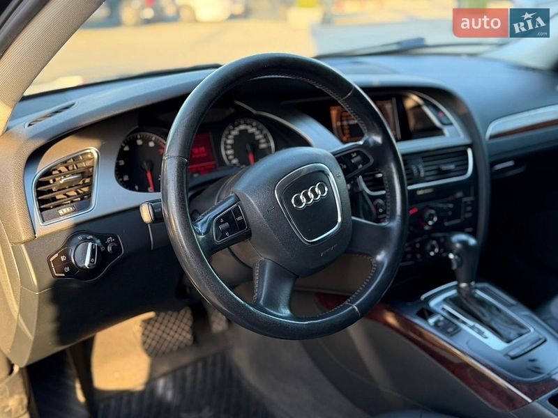 Седан Audi A4 2009 в Одесі