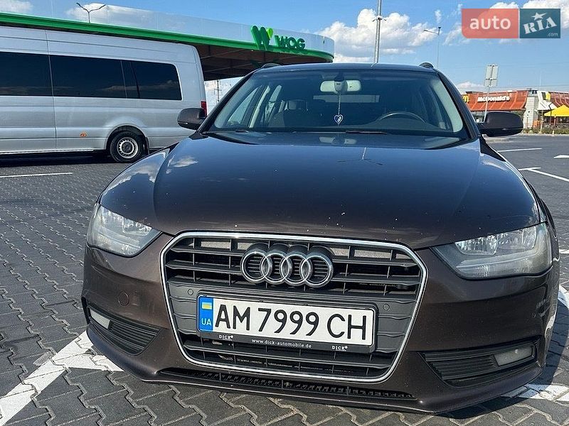 Универсал Audi A4 2012 в Житомире