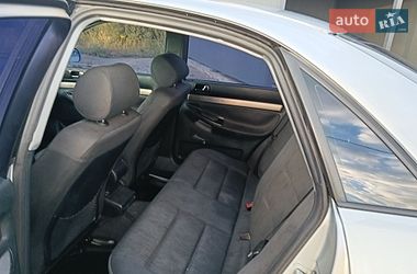 Седан Audi A4 1998 в Малині