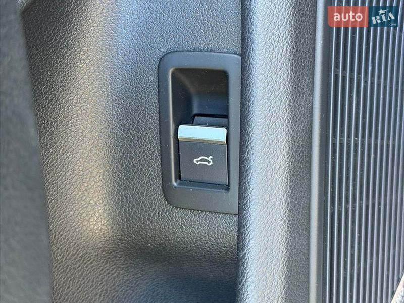 Седан Audi A4 2015 в Стрию фото 24 Седан Audi A4 2015 в Стрию