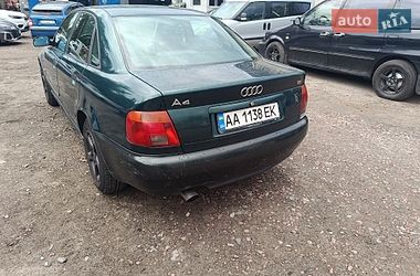 Седан Audi A4 1996 в Киеве