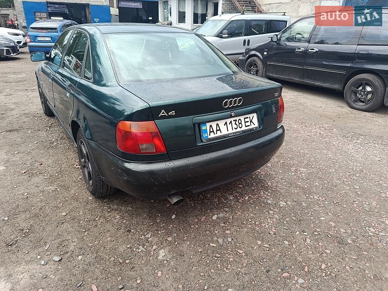 Седан Audi A4 1996 в Киеве