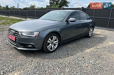 Седан Audi A4 2013 в Яворові