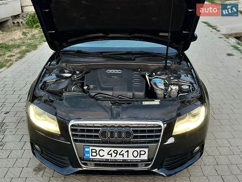 Седан Audi A4 2011 в Львові