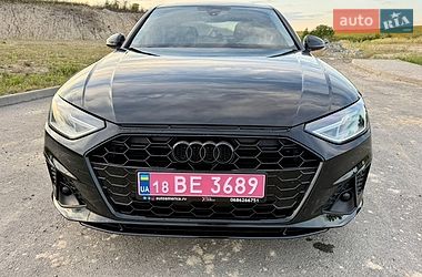 Седан Audi A4 2020 в Рівному