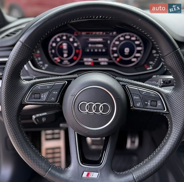 Седан Audi A4 2018 в Харкові