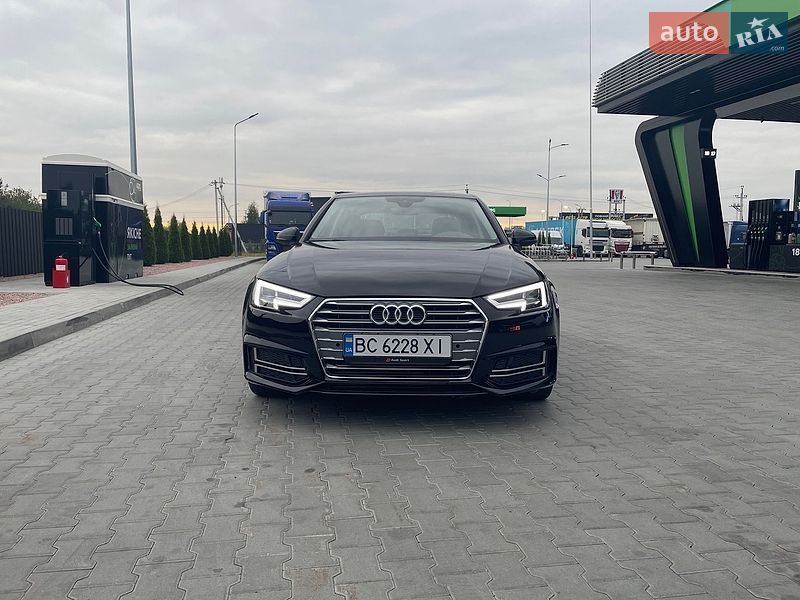 Седан Audi A4 2016 в Львові