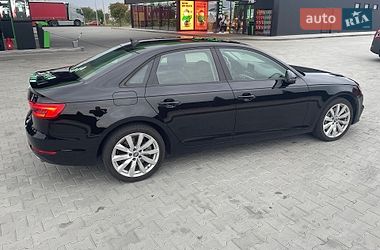 Седан Audi A4 2016 в Львові