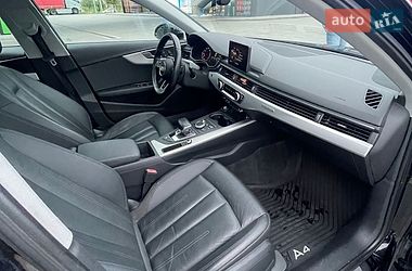 Седан Audi A4 2016 в Львові