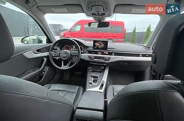 Седан Audi A4 2016 в Львові