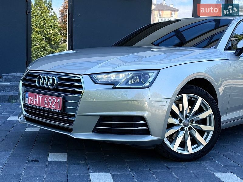 Седан Audi A4 2017 в Трускавці