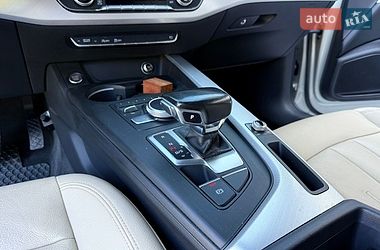 Седан Audi A4 2017 в Трускавці