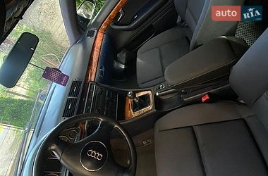 Универсал Audi A4 2001 в Виноградове