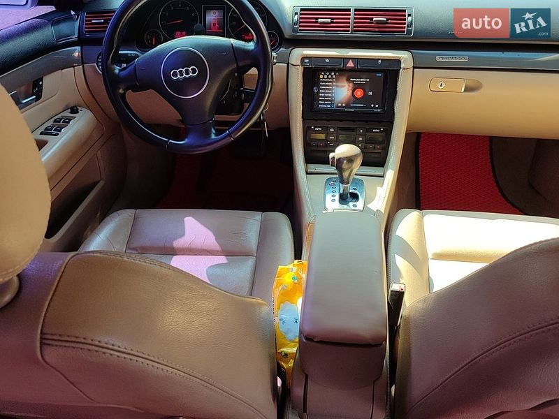 Седан Audi A4 2003 в Києві