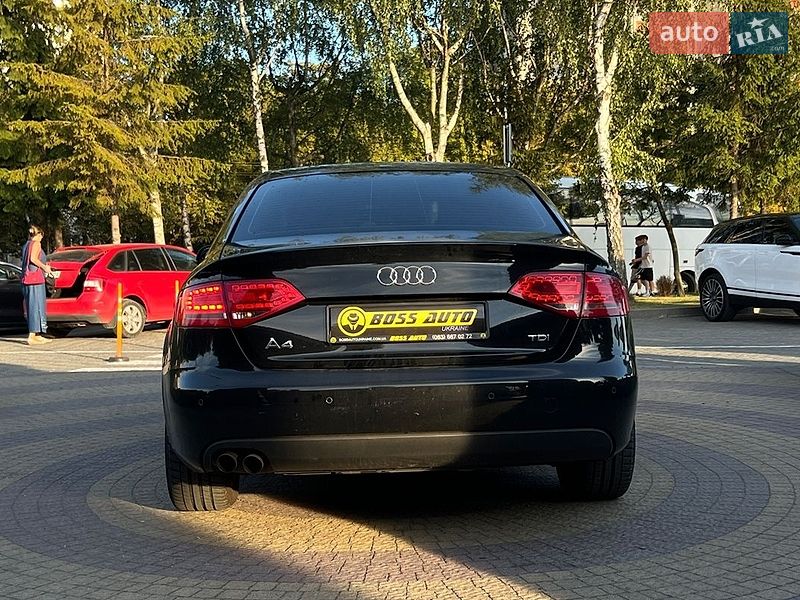 Седан Audi A4 2012 в Львові