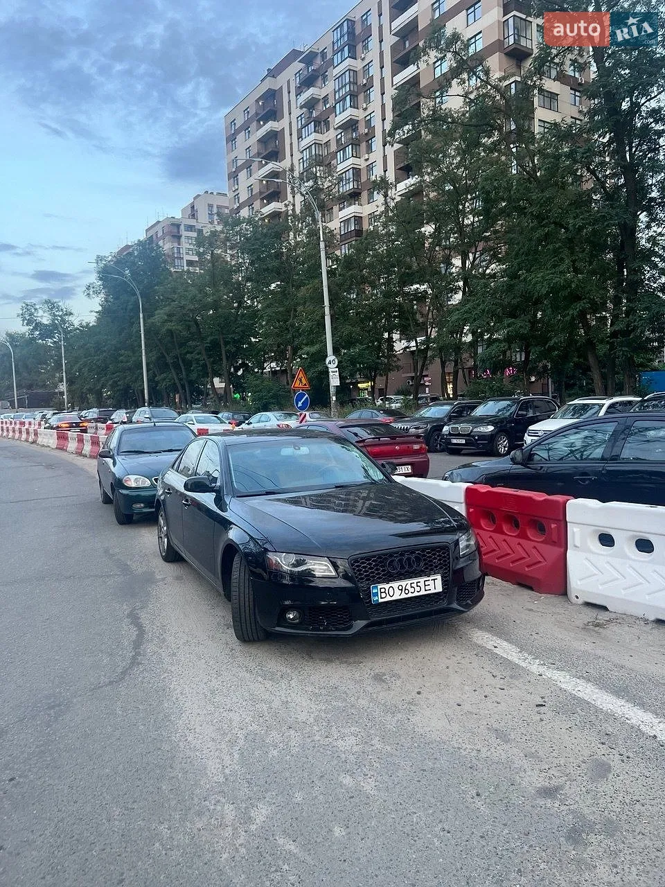2010 Audi A4 - мініатюра 4