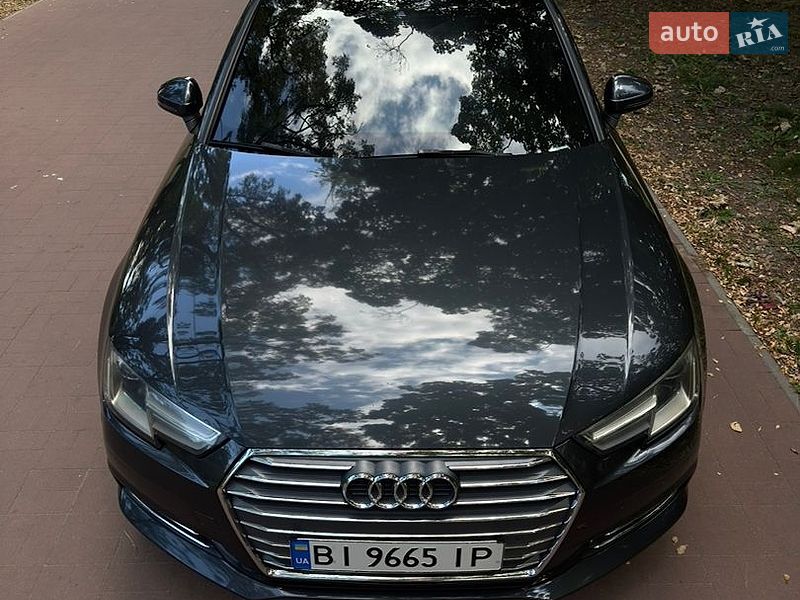 Седан Audi A4 2016 в Кременчуге