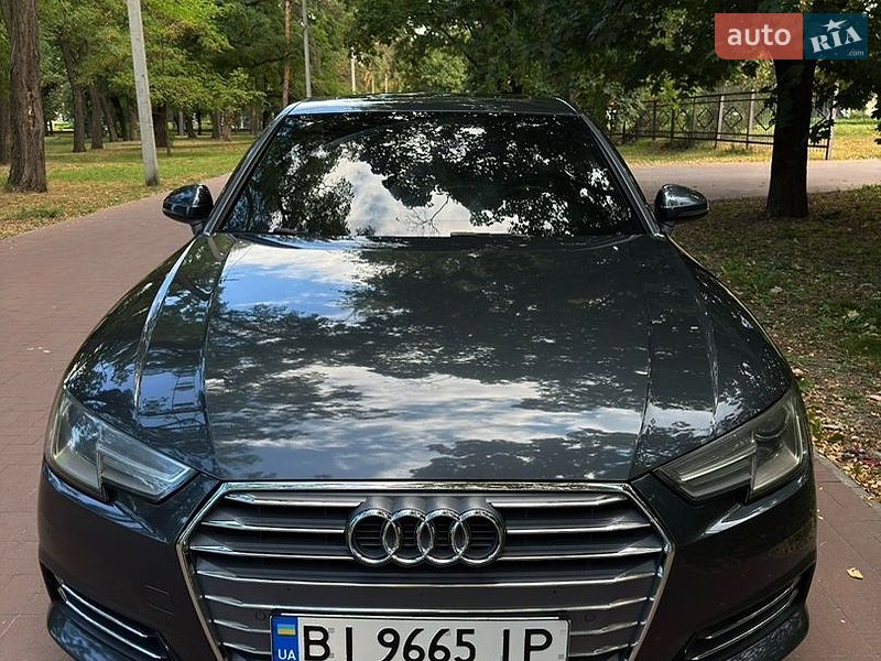 Седан Audi A4 2016 в Кременчуге