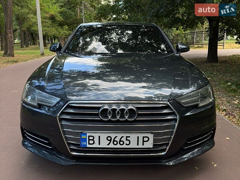 Седан Audi A4 2016 в Кременчуге