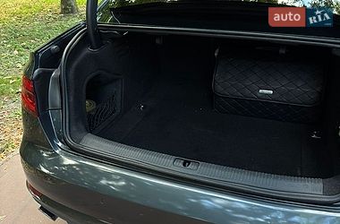 Седан Audi A4 2016 в Кременчуге
