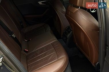 Седан Audi A4 2016 в Кременчуге