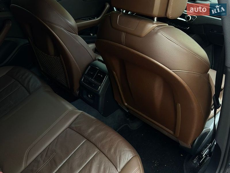 Седан Audi A4 2016 в Кременчуге