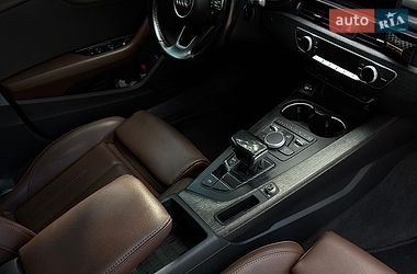 Седан Audi A4 2016 в Кременчуге