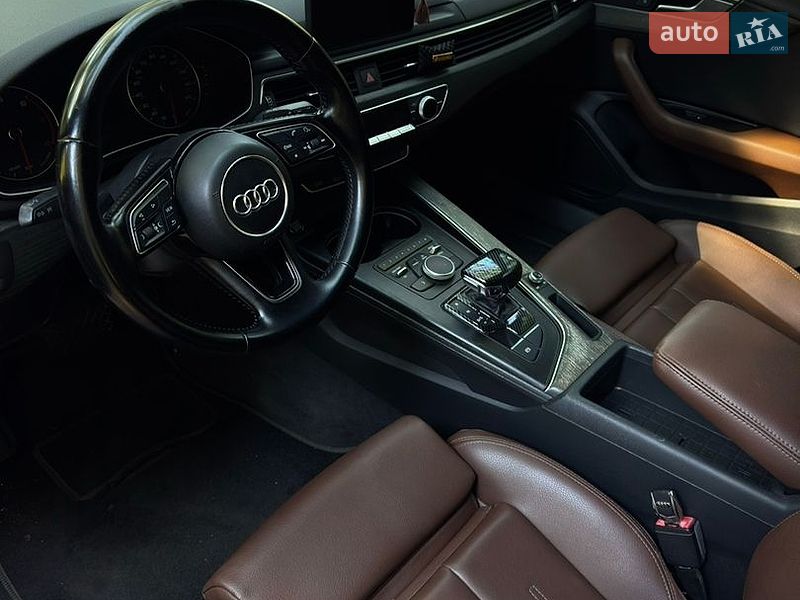 Седан Audi A4 2016 в Кременчуге