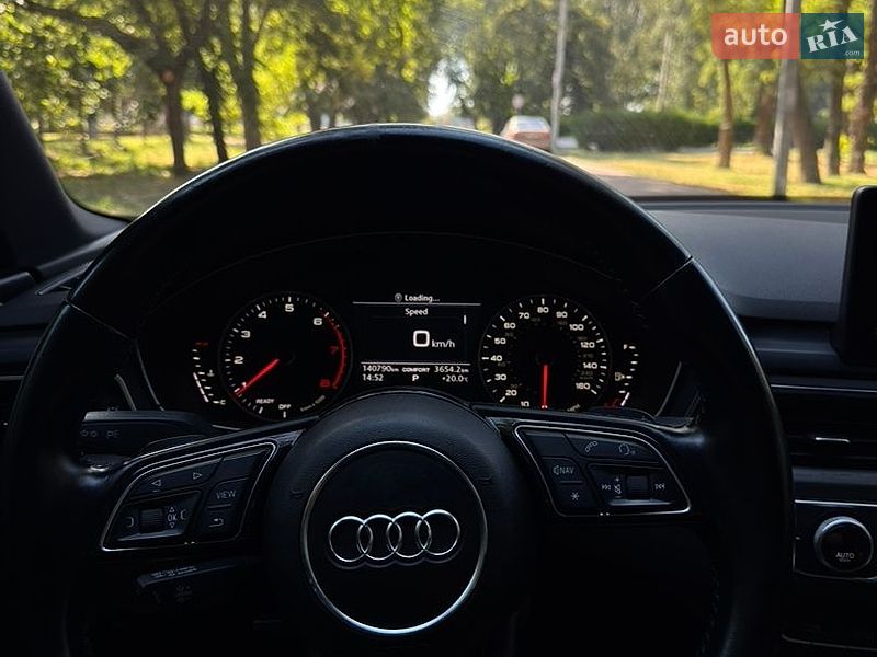 Седан Audi A4 2016 в Кременчуге