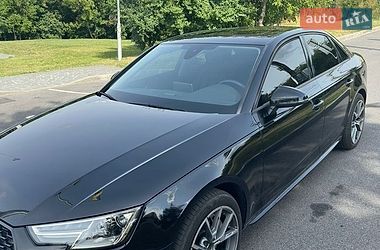 Седан Audi A4 2016 в Виннице