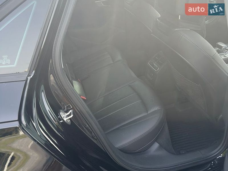Седан Audi A4 2016 в Виннице