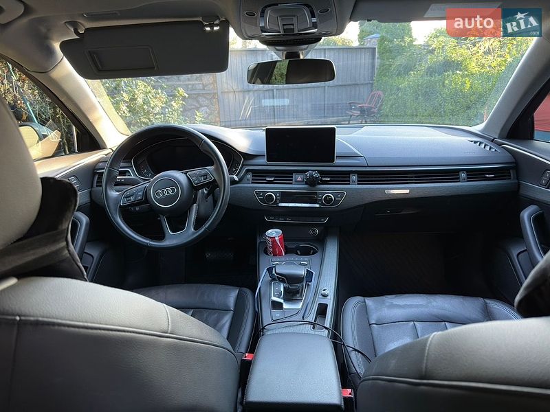 Седан Audi A4 2016 в Виннице