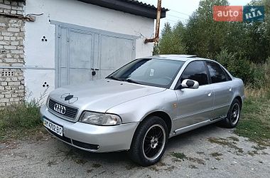 Седан Audi A4 1998 в Малині