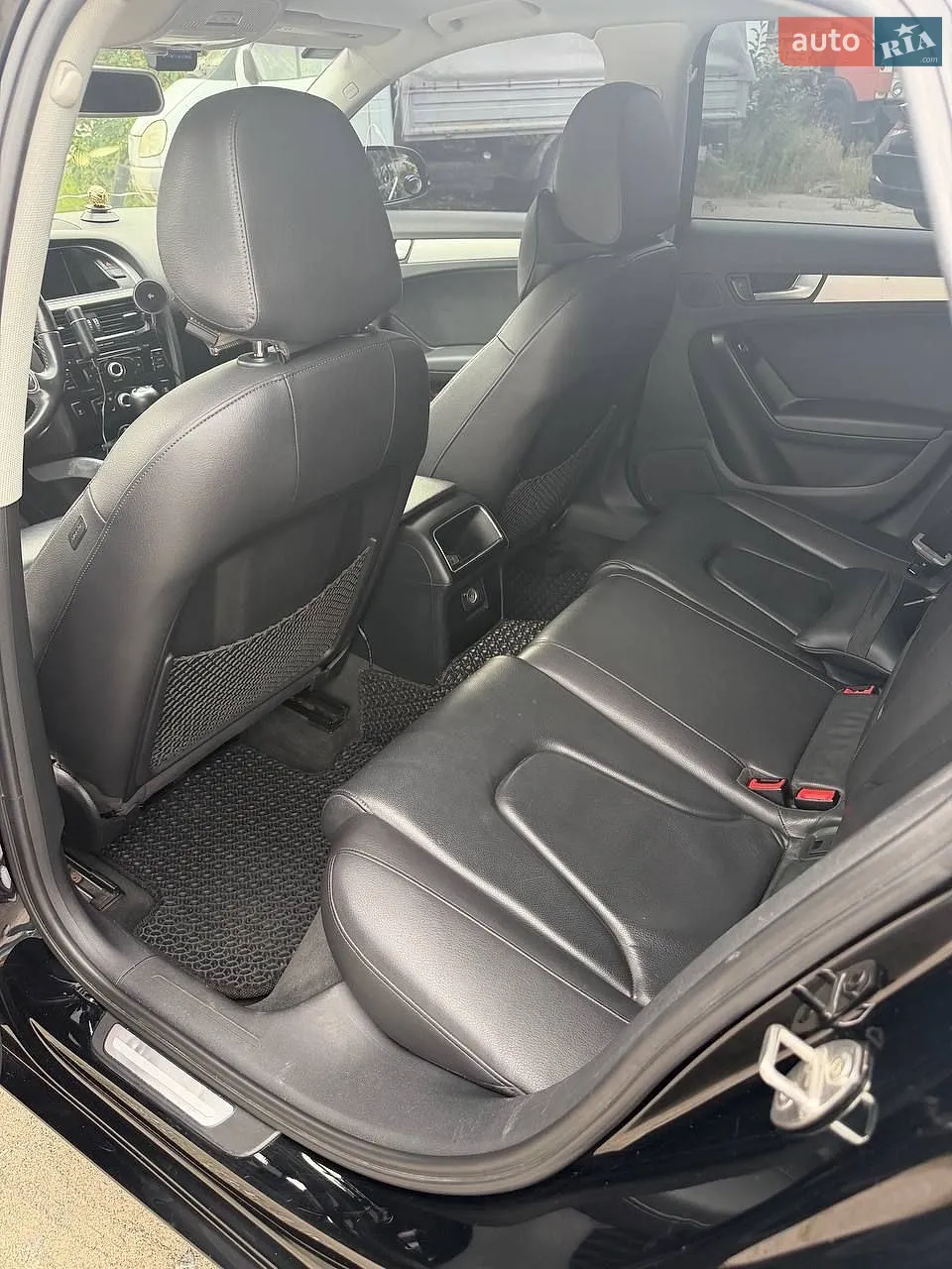 2012 Audi A4 - мініатюра 12
