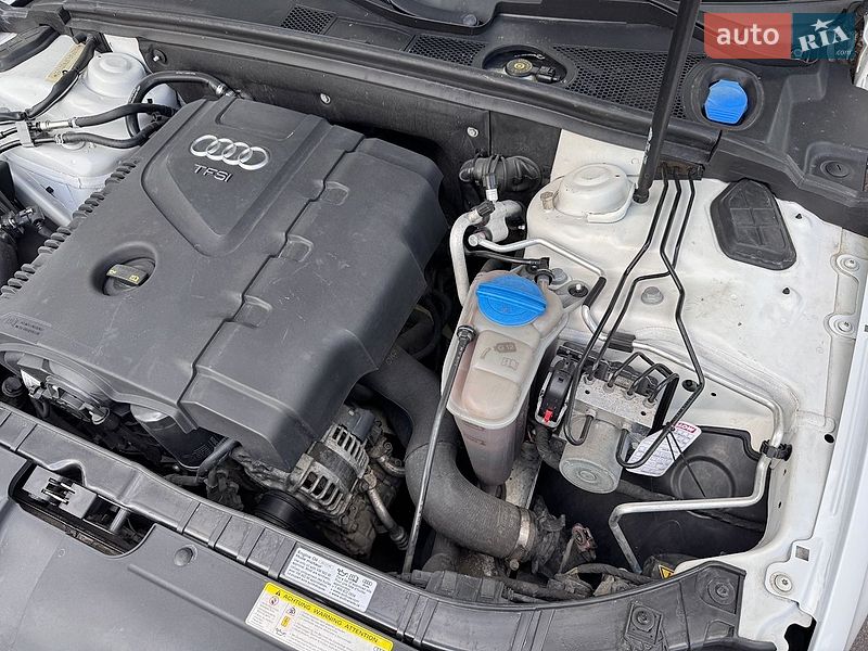 Седан Audi A4 2014 в Києві