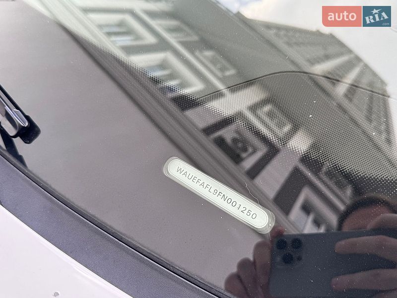 Седан Audi A4 2014 в Києві